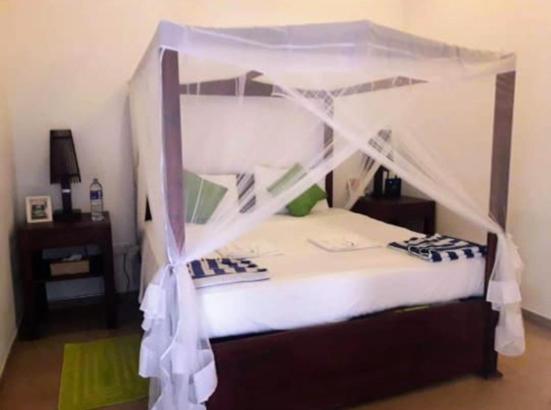 Beach House Kalukatiya - Family Villa, Seaview Room, Garden Room Dikwella Dış mekan fotoğraf